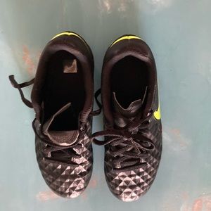Nike tempo soccer kletes. Brand new